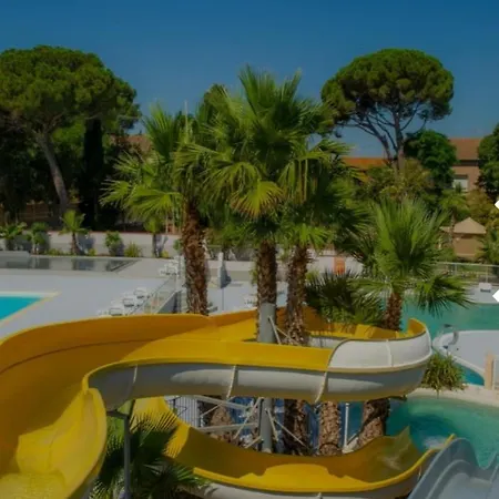 Mobil Bleu Terra - Clim - Famille Camping *